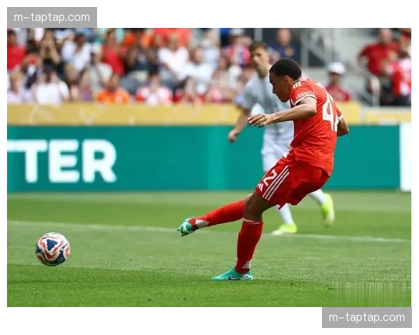 奥利塞进攻三区传球第四，拜仁前场创造力分布均衡